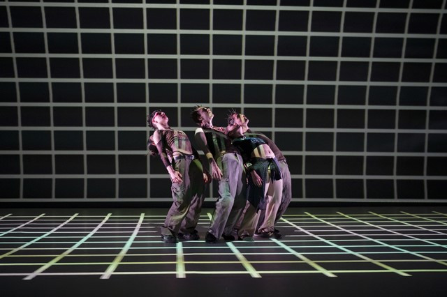 Imatge d'una coreografia de l'alumnat del CSD al Transversal 2023. Foto de Jordi Vidal