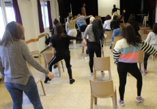 Assaig de les internes del musical Moulin Rouge