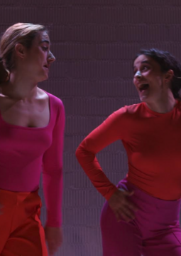 A mi que me entierren contigo