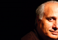 Shahid Nadeem, dramaturg paquistanès que ha escrit el missatge del Dia Mundial del Teatre 2020