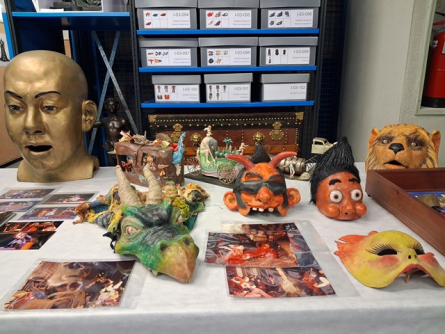 Alguns dels materials del fons de Comediants al MAE