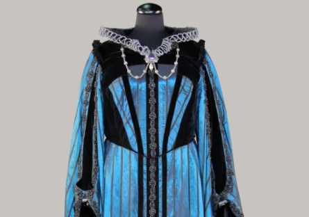 Un dels vestits de Montserrat Caballé inclosos en l'exposició