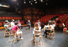 Workshop del Teatre Lliure "Pensant amb coses". Imatge del Teatre Lliure